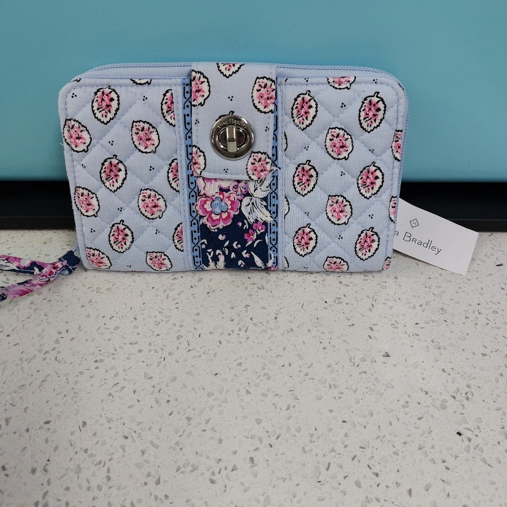 Vera Bradley Turnlock Wallet Magnifique Leaf NWT